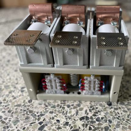 CKJ5 3-Pole Low Voltage Vacuum Contactor 380V-1140V 800A-2000A